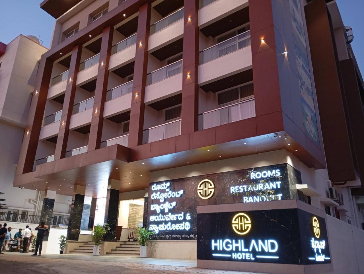 Highland Hotel Bangalore Exteriör bild